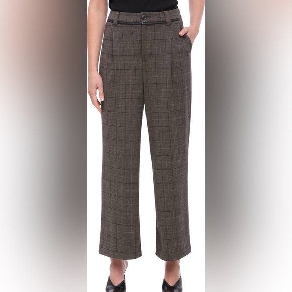 Bagatelle Women's Black Checkered Trousers - Picture 7 of 8